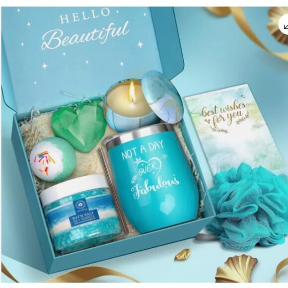 Luxurious 6-in-1 Spa Gift Basket for Women – Giftset for anyone who loves Spa's - Picture 3 of 11